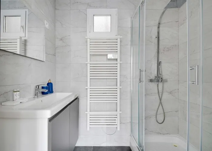 Charming Studio - Belleville 2fg Apartmán *